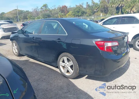2014 Toyota Camry Se z USA, uszkodzony, nr VIN 4T1BF1FK0EU423162